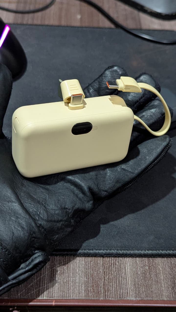 10,000mAh Mini | Built-In Type-C Pocket Power Bank